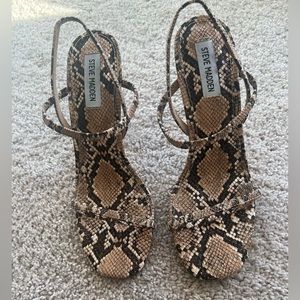 Steve Madden snakeskin print heels